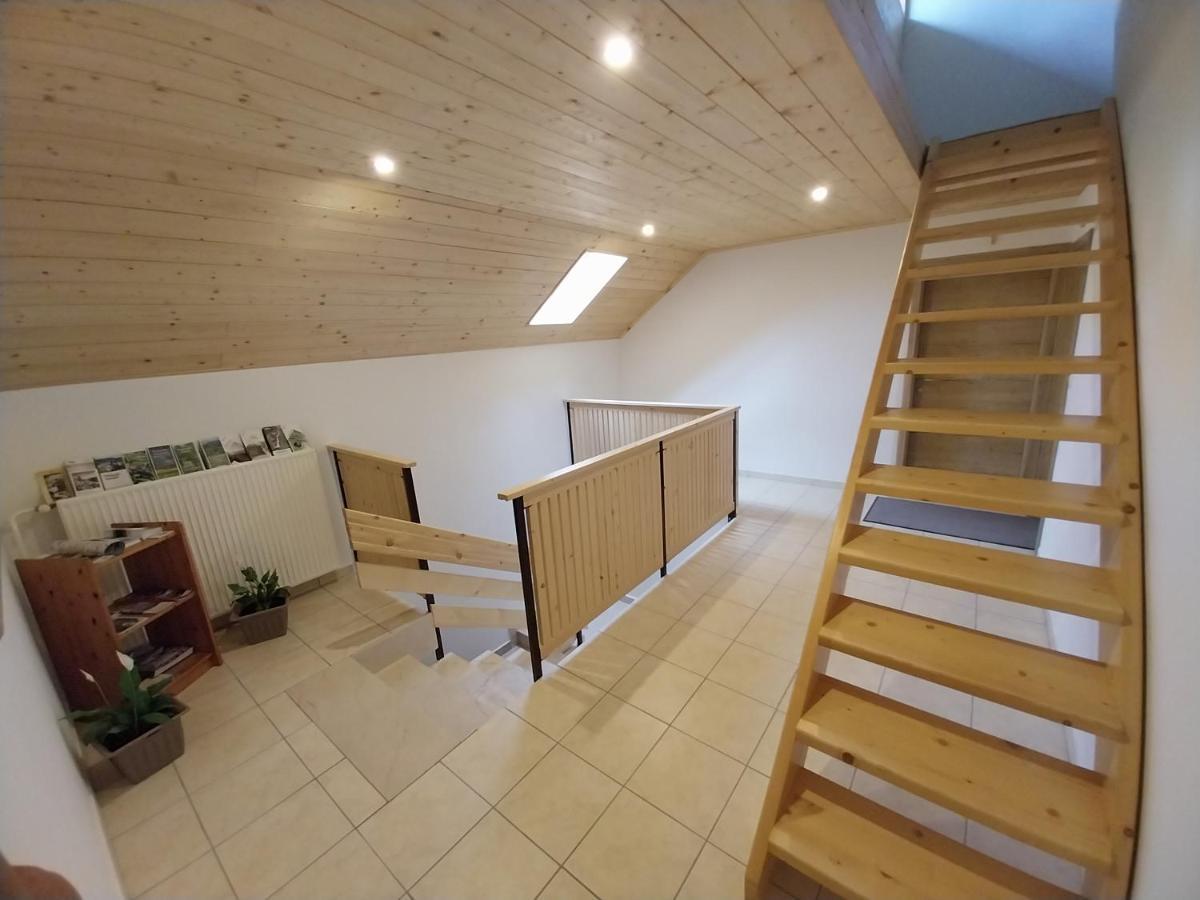 Apartments At Klemen ゴレンスカ地方 エクステリア 写真